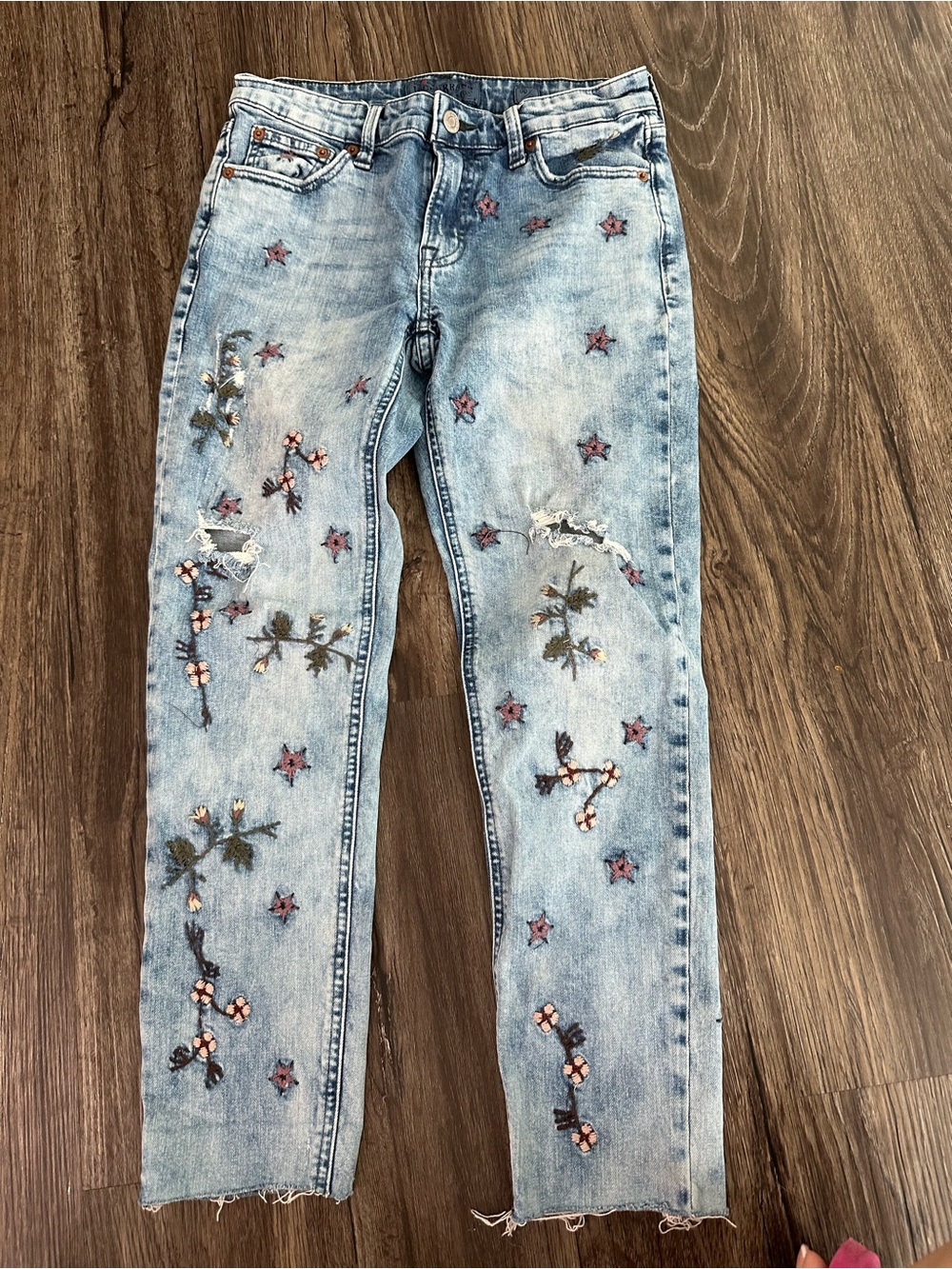 Lucky Brand Light Blue Straight Leg Jeans with Embroidered Floral & Stars